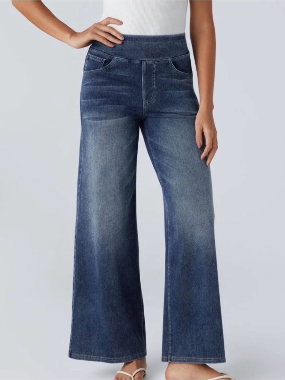 HALARA Wide-Leg Pull-On Jeans in Dark Wash